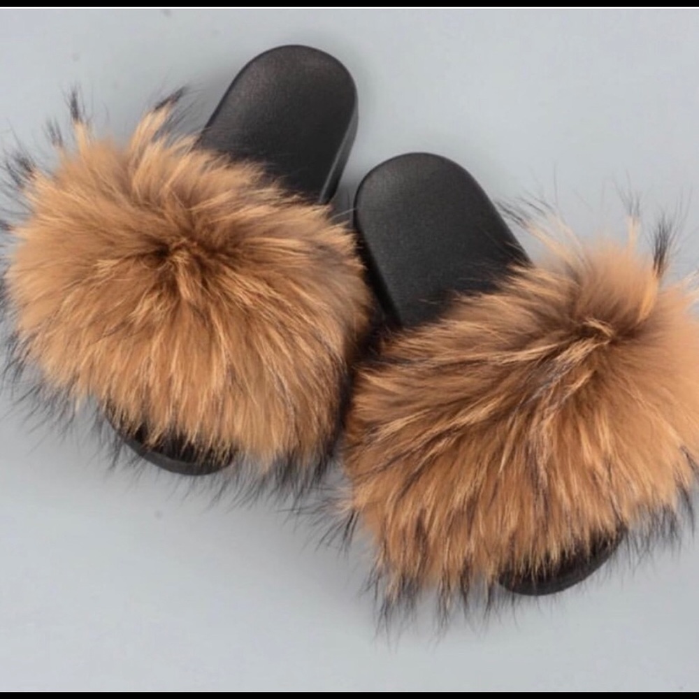 🆕🤎🧡🤎LUSH BROWN FLUFFY FUR SANDALS